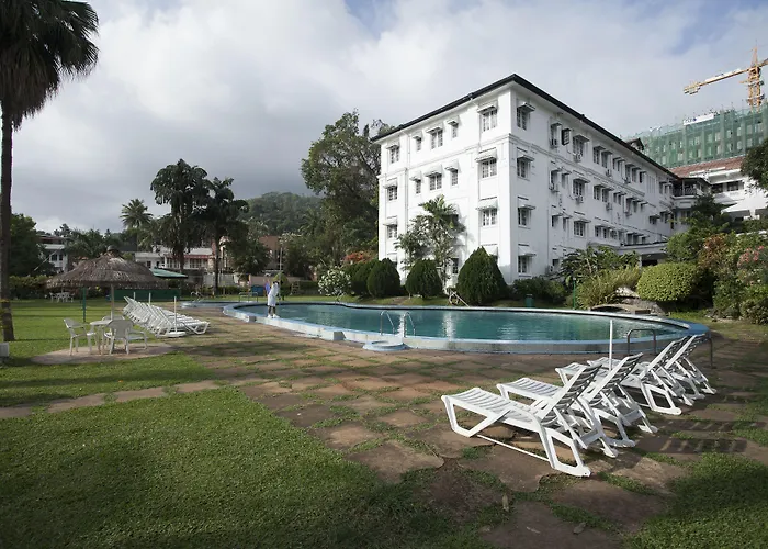 Hotel Suisse Kandy - Since 1890